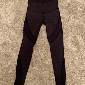 Lululemon Womens size 4 leggings
